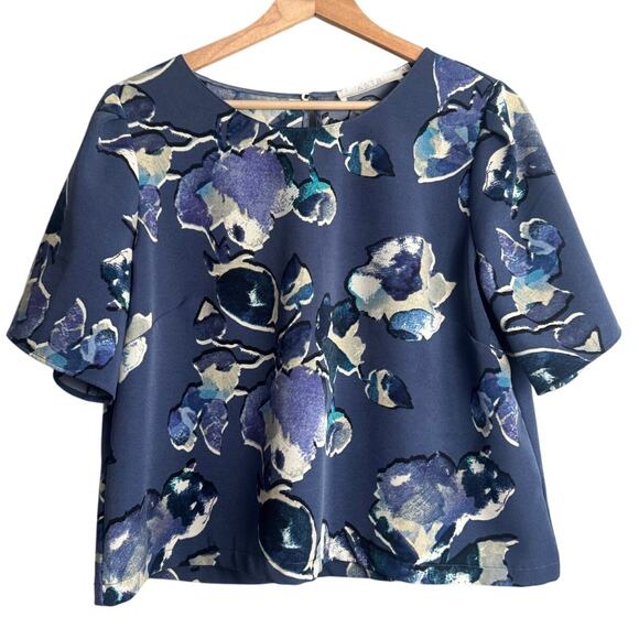ASTR The Label Tops - ASTR The Label Blue Floral Puff Sleeve Medium Top